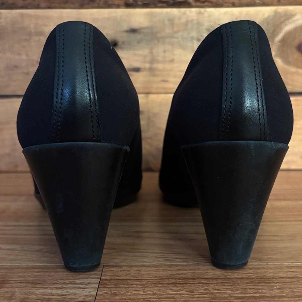 Ecco Women's Black Slip-On Heels - Picture 5 of 10